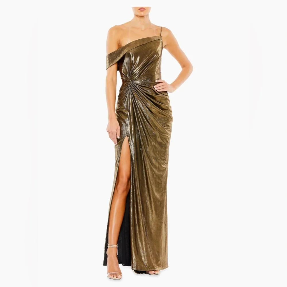 NWT Mac Duggal Gold Ruched Side Slit Gown - Picture 1 of 8